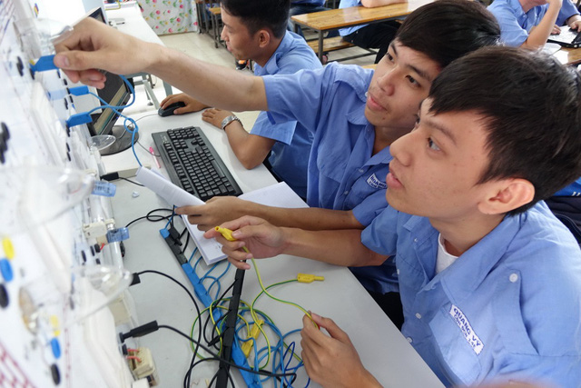 Chưa có bằng tốt nghiệp THPT có thể được xét tuyển cao đẳng