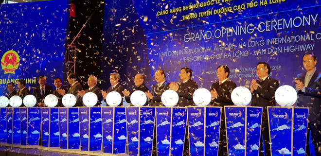 Thủ tướng ấn nút khai trương 3 đại dự án giao thông 1 tỉ USD tại Quảng Ninh
