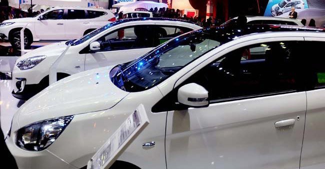 2019: Thời ế ẩm, ô tô tầm 700 triệu giảm giá cực mạnh