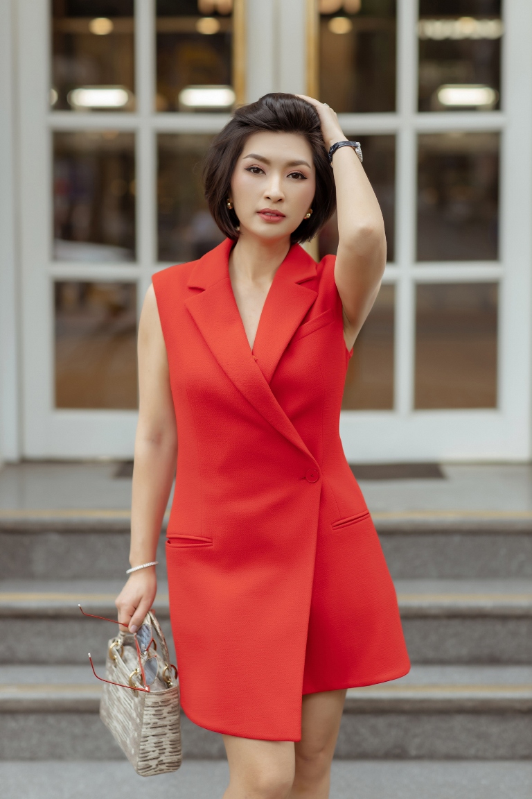 Lệ Quyên khích lệ Nguyễn Hồng Nhung làm đêm nhạc riêng