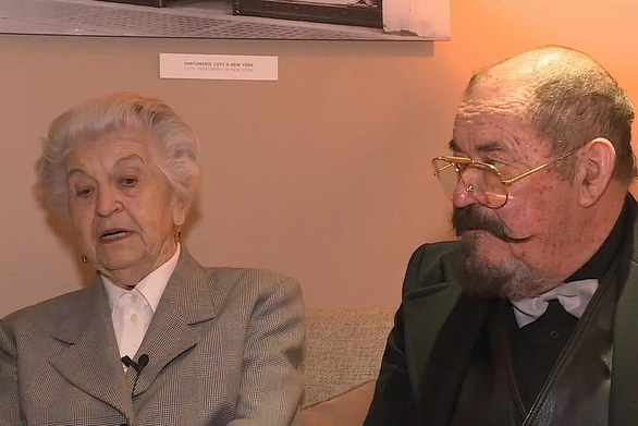 Mẹ hiến thận cho con, 50 năm sau vẫn hoạt động tốt