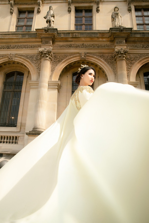 Bùi Quỳnh Hoa hóa quý cô Paris trong thiết kế của NTK Ngô Nhật Huy