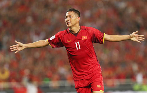 Bùi Tiến Dũng vắng mặt, Nguyên Mạnh và Tuấn Anh dự King's Cup