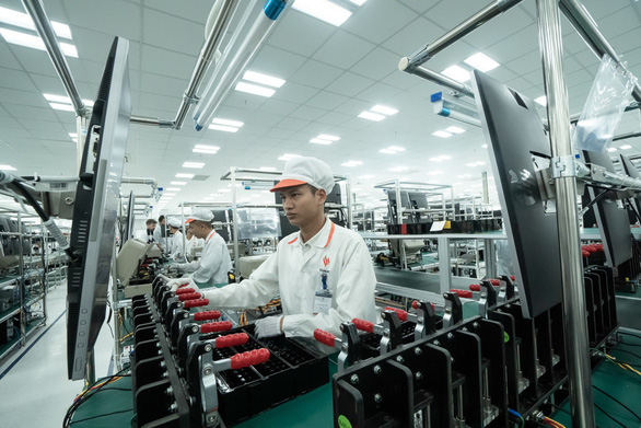 Vingroup xây thêm nhà máy sản xuất điện thoại