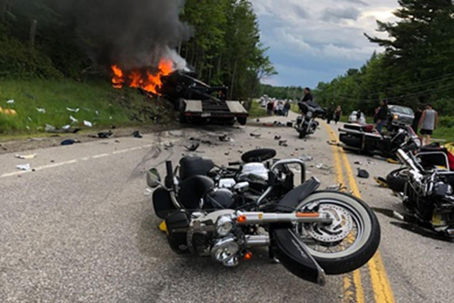 Ám ảnh hiện trường vụ 10 tay lái mô tô phân khối lớn thương vong sau va chạm kinh hoàng