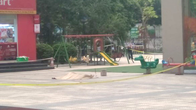 Phó giám đốc Sở NN-PTNT Hà Nội rơi từ tầng 27 chung cư xuống đất tử vong