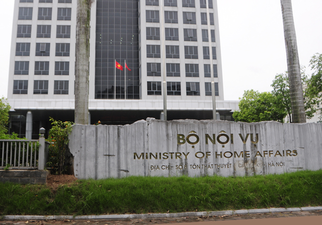 Bộ Nội vụ yêu cầu xử nghiêm công chức nhũng nhiễu, tham nhũng vặt