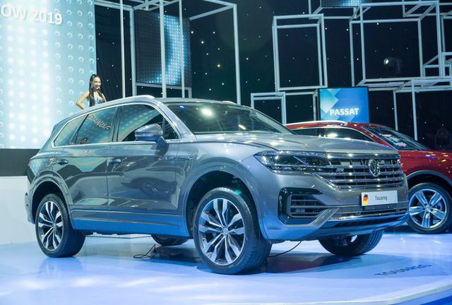 Đề xuất xử phạt với vụ xe Volkswagen gần 4 tỷ có 'đường lưỡi bò'