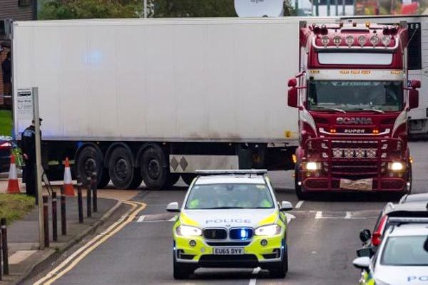 Cảnh sát Anh truy lùng