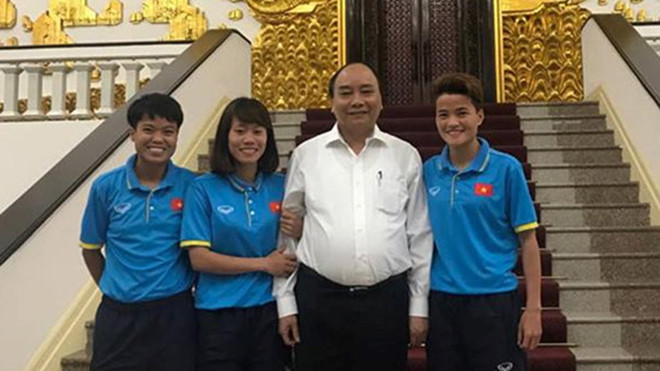 Thủ tướng: 'Đã có hơn 10 tỉ ủng hộ đội tuyển bóng đá nữ'