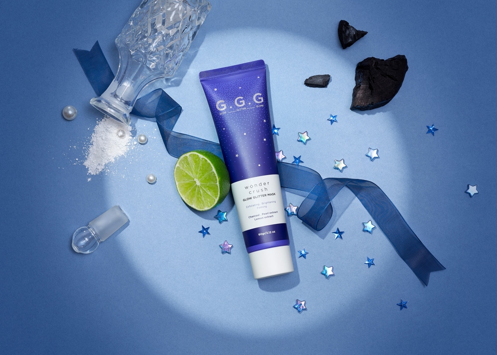 Rộ lên trào lưu mặt nạ lấp lánh trước Xmas, MiD Nguyễn và Đào Bá Lộc, beauty blogger An Phương dẫn đầu xu hướng