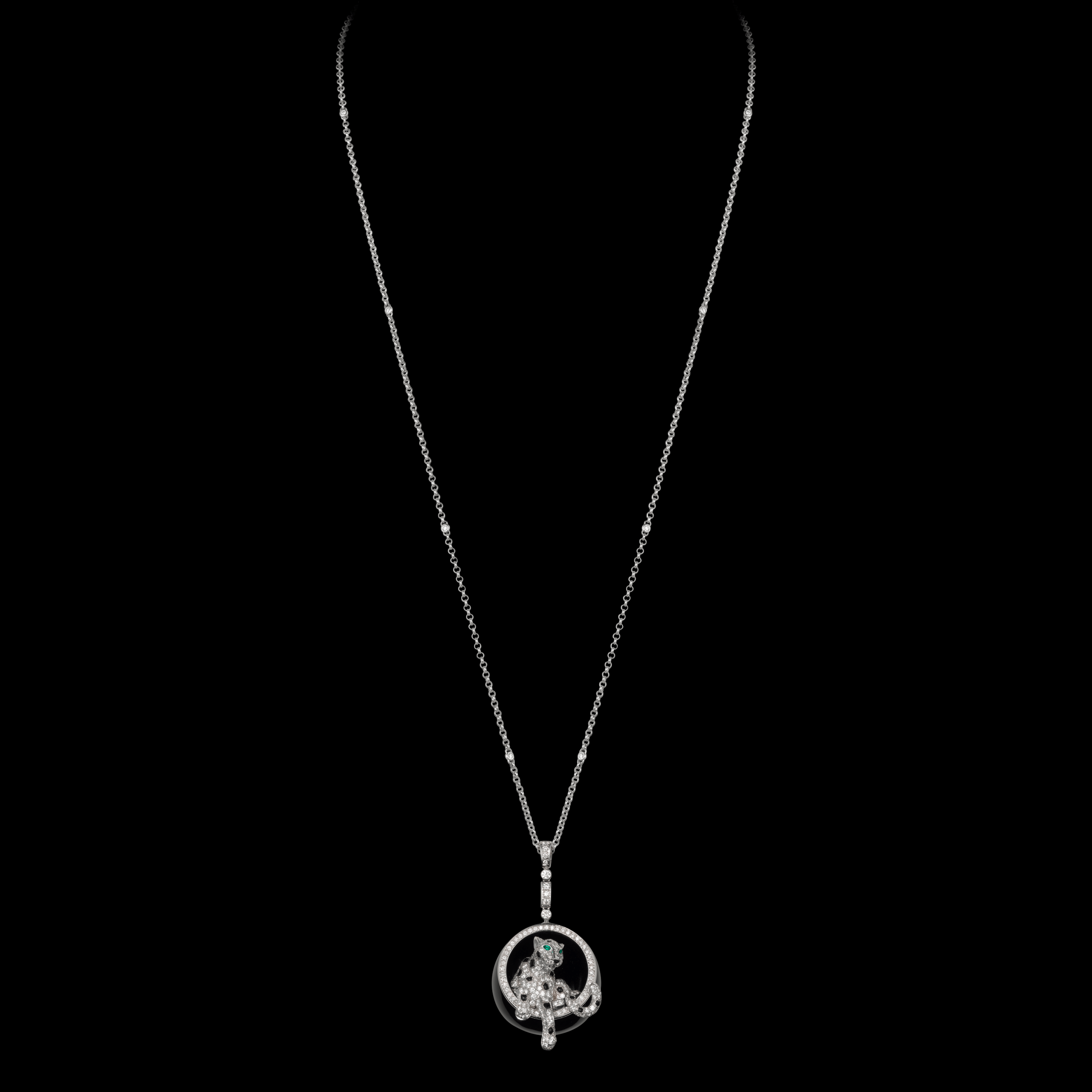 Nữ trang cao cấp Panthère de Cartier và Agrafe lần đầu tiên có mặt tại Việt Nam