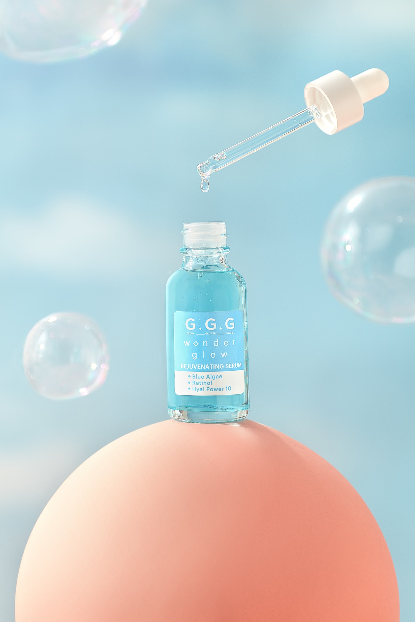 MiD Nguyễn, Diễn viên Ngọc Thanh Tâm, Beauty Blogger Primmy Trương cùng đọ nhan sắc đầu năm tại sự kiện của GGG Cosmetics