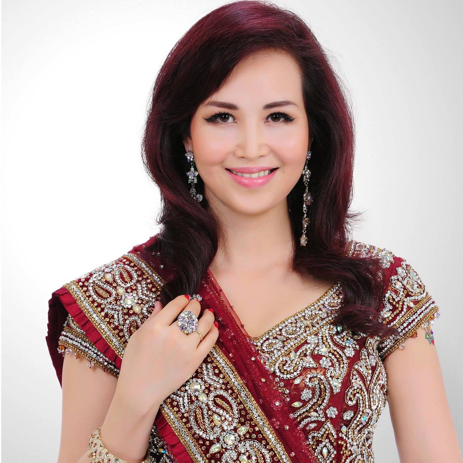 Hoa hậu Diệu Hoa: