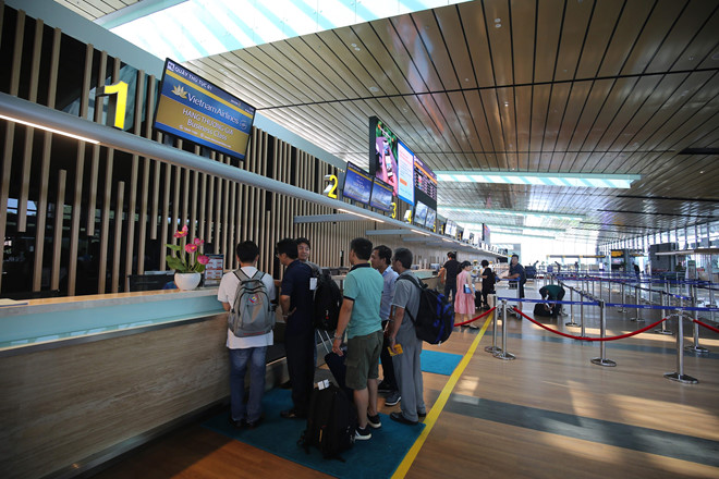 Giá vé máy bay Sài Gòn - Hà Nội rẻ kỷ lục, chỉ vài trăm ngàn thời dịch Covid-19