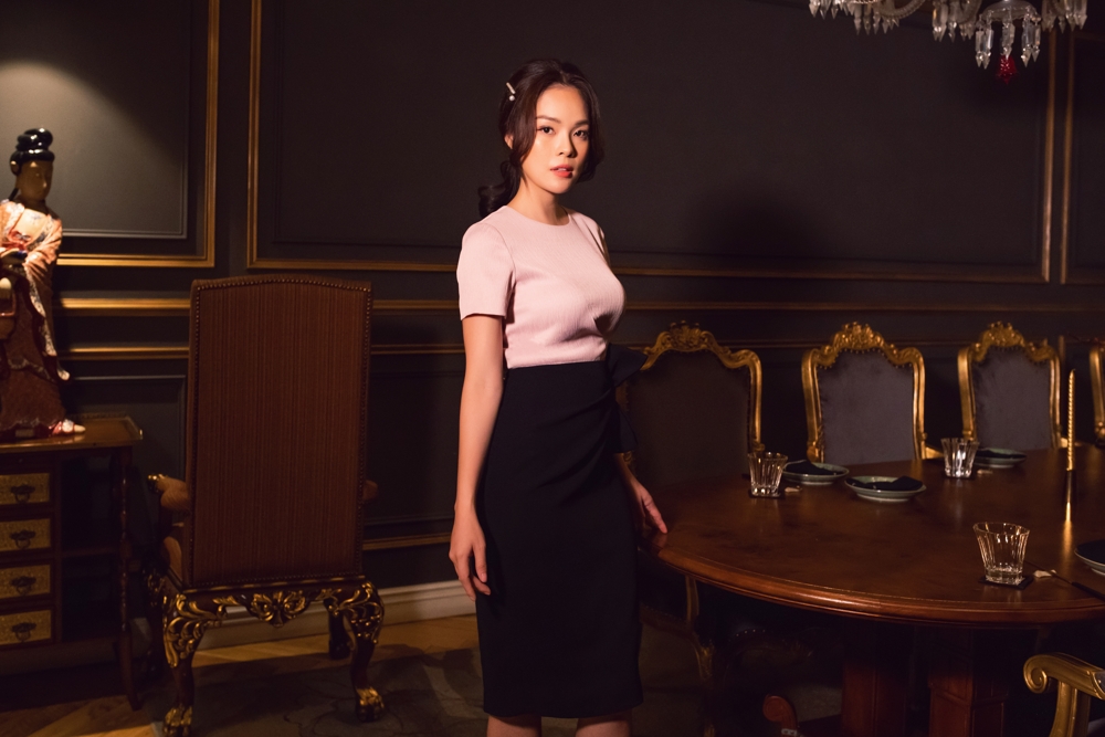 Dương Cẩm Lynh rạng rỡ trong trang phục Elise