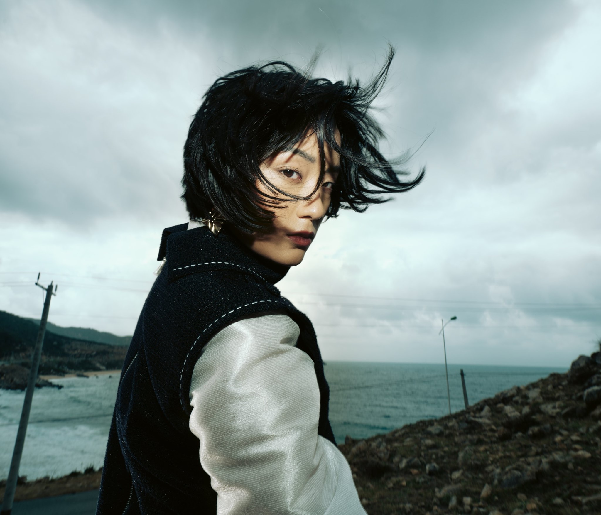 Thu Anh Hồ gây ấn tượng mạnh với dự án “Go Back Home”