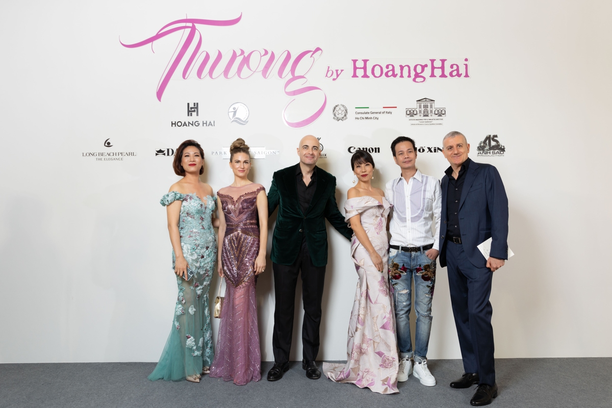 Dàn hoa hậu, á hậu hội tụ show Thương của Hoàng Hải