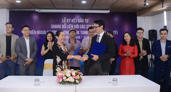 Lễ ký kết đầu tư của Shark Đỗ Liên với các công ty starup