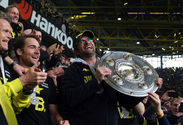 Liverpool vô địch, Klopp được bầu chọn là HLV giỏi nhất hành tinh