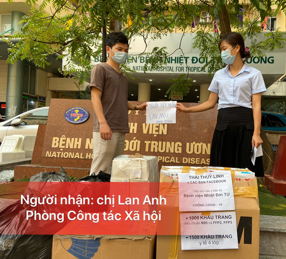 Thái Thùy Linh tặng và kêu gọi góp khẩu trang cho y bác sĩ Đà Nẵng