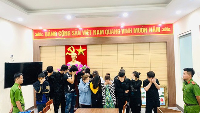 Triệt phá đường dây mạo danh các công ty tài chính lừa hàng tỉ đồng qua Facebook