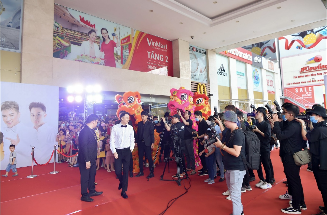 Đàm Vĩnh Hưng, Dương Triệu Vũ , Quang Lê mang “Thanh Xuân” tới Thủ Đức