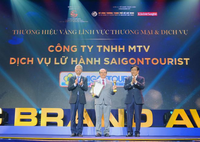 Lữ hành Saigontourist nhận giải Thương hiệu Vàng lĩnh vực thương mại - dịch vụ TP.HCM