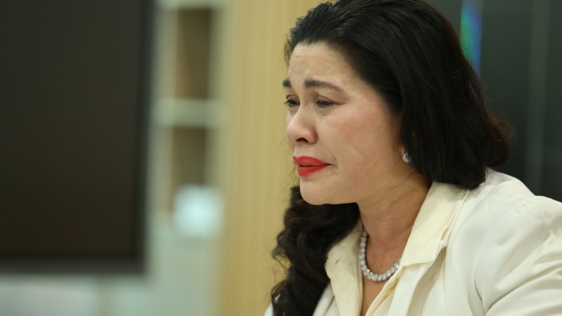 Diễn biến điều tra vụ án liên quan bà Trần Uyên Phương: 'Đại gia' bị dồn vào đường cùng phải quỳ lạy 'ái nữ' Tân Hiệp Phát