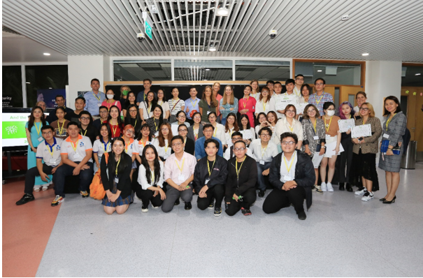 16 giải pháp thực tiễn để giải bài toán ô nhiễm rác thải nhựa