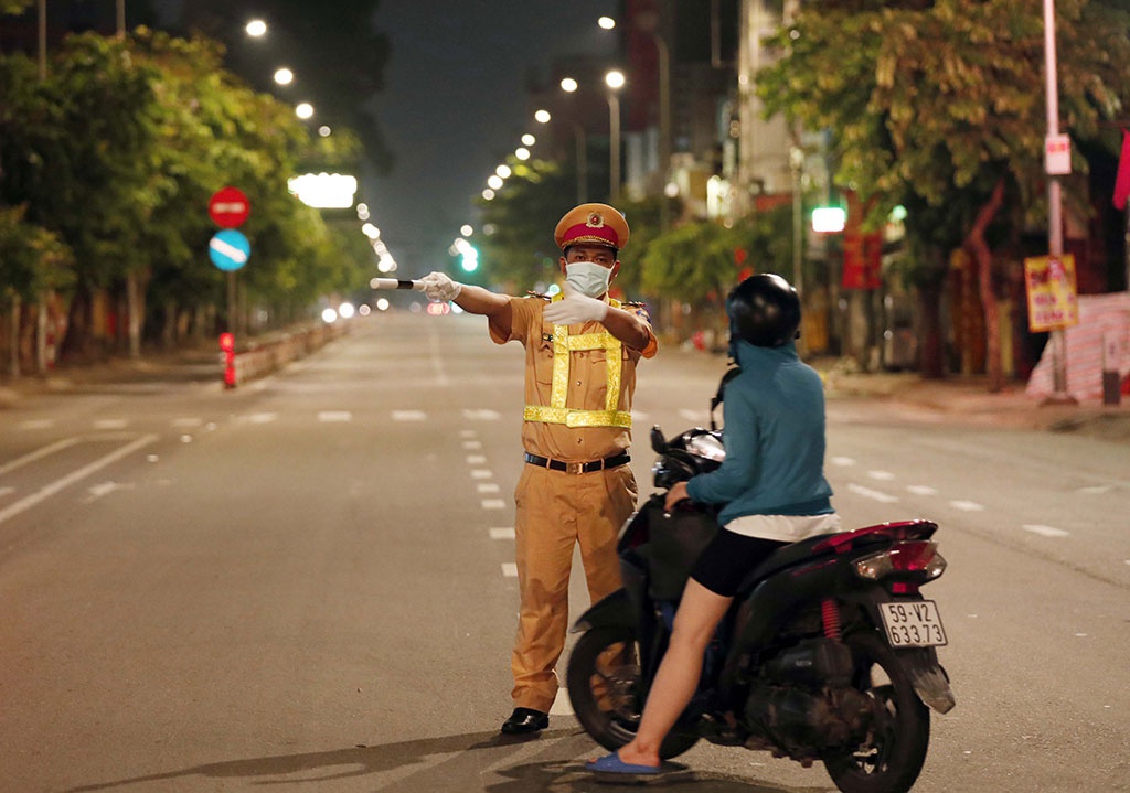 TP.HCM: Thêm trường hợp được lưu thông từ 18 giờ đến 6 giờ hôm sau