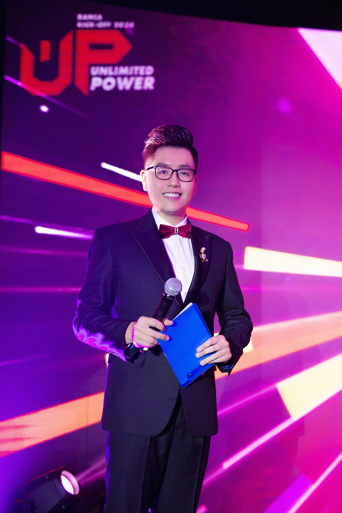 MC Nam Linh quyết tâm chinh phục 