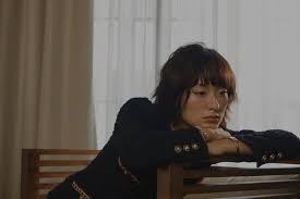 Hồ Thu Anh: “Ở nhà những ngày giãn cách xã hội, tôi sáng tạo nhiều hơn”