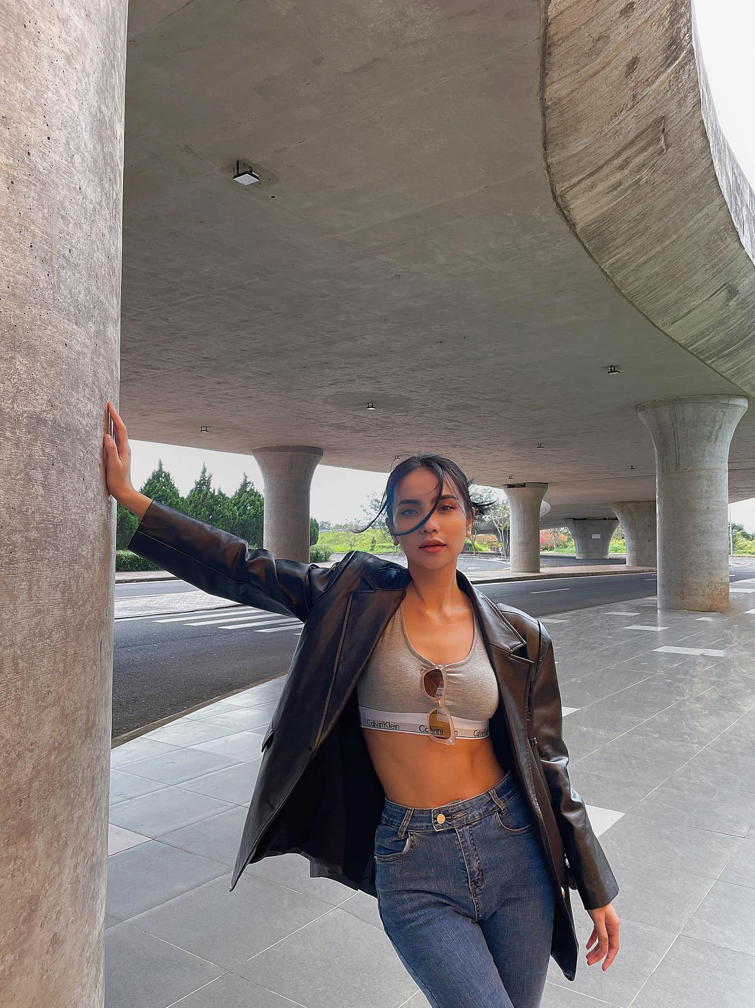 Đăng ký thi Hoa Hậu Hoàn Vũ Việt Nam 2022, Bùi Linh Chi trở thành biên tập viên ANTV