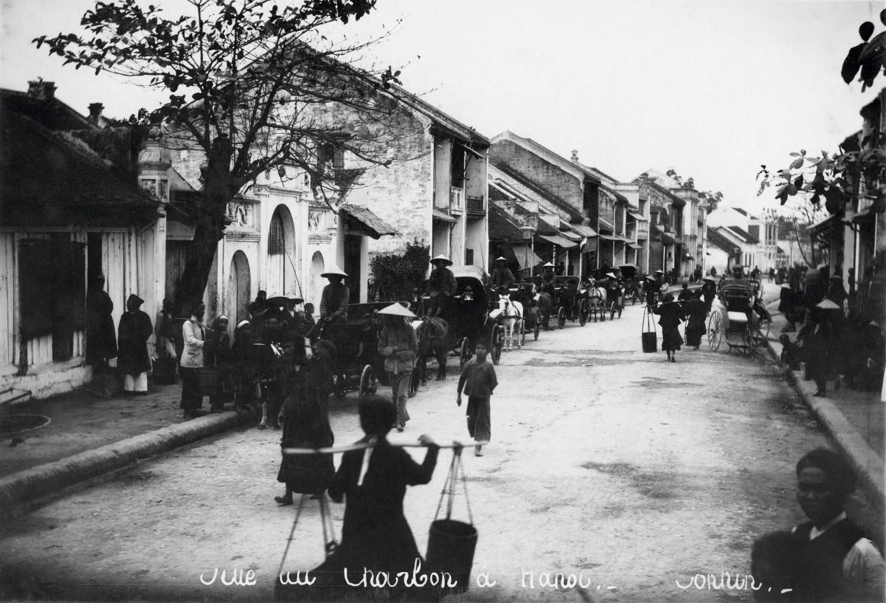 Khai mạc Triển lãm “Gánh hàng rong”