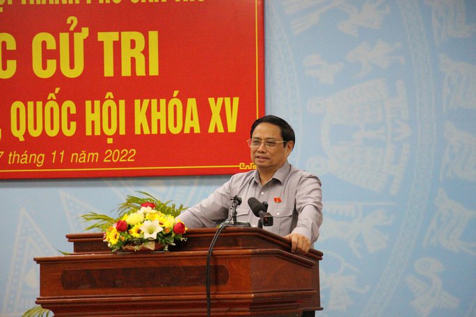Thủ tướng tiếp xúc cử tri Cần Thơ, giải đáp nhiều kiến nghị