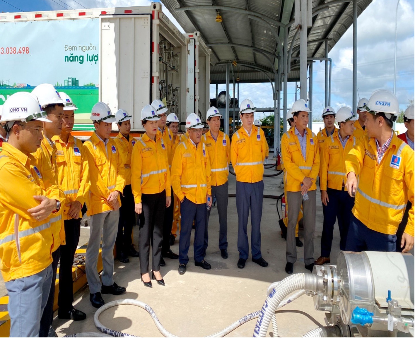 CNG Việt Nam sẵn sàng chạy thử Trạm nạp LNG cho xe bồn tại Long An