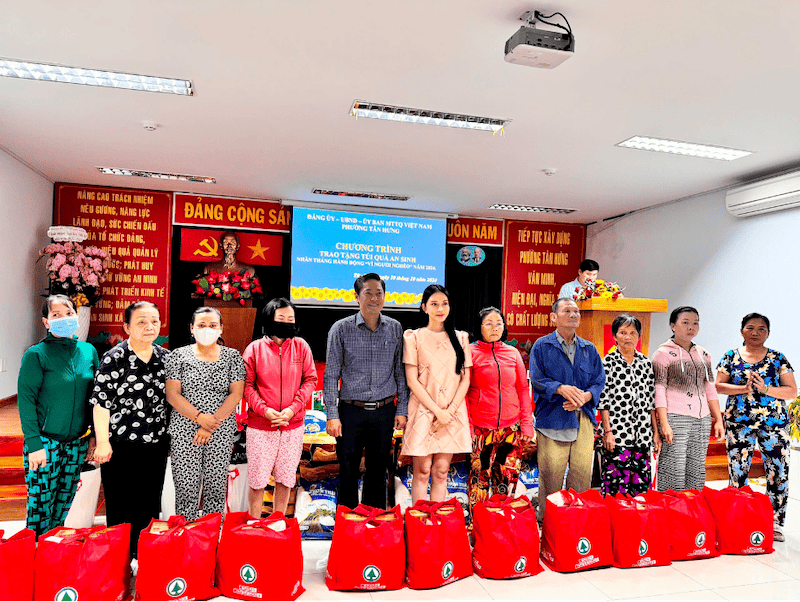 Hành trình từ đam mê làm đẹp đến biểu tượng truyền cảm hứng cho phụ nữ Việt